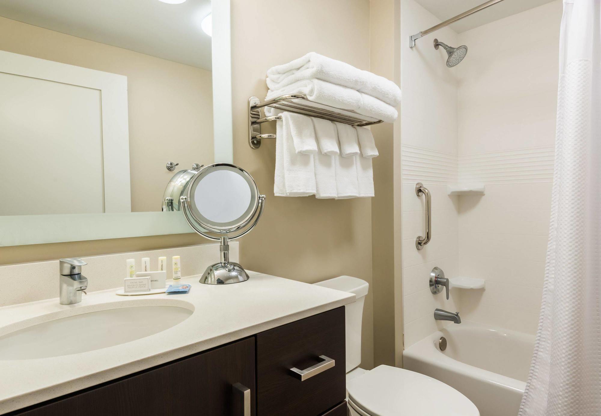 Towneplace Suites By Marriott Latham Albany Airport Kültér fotó