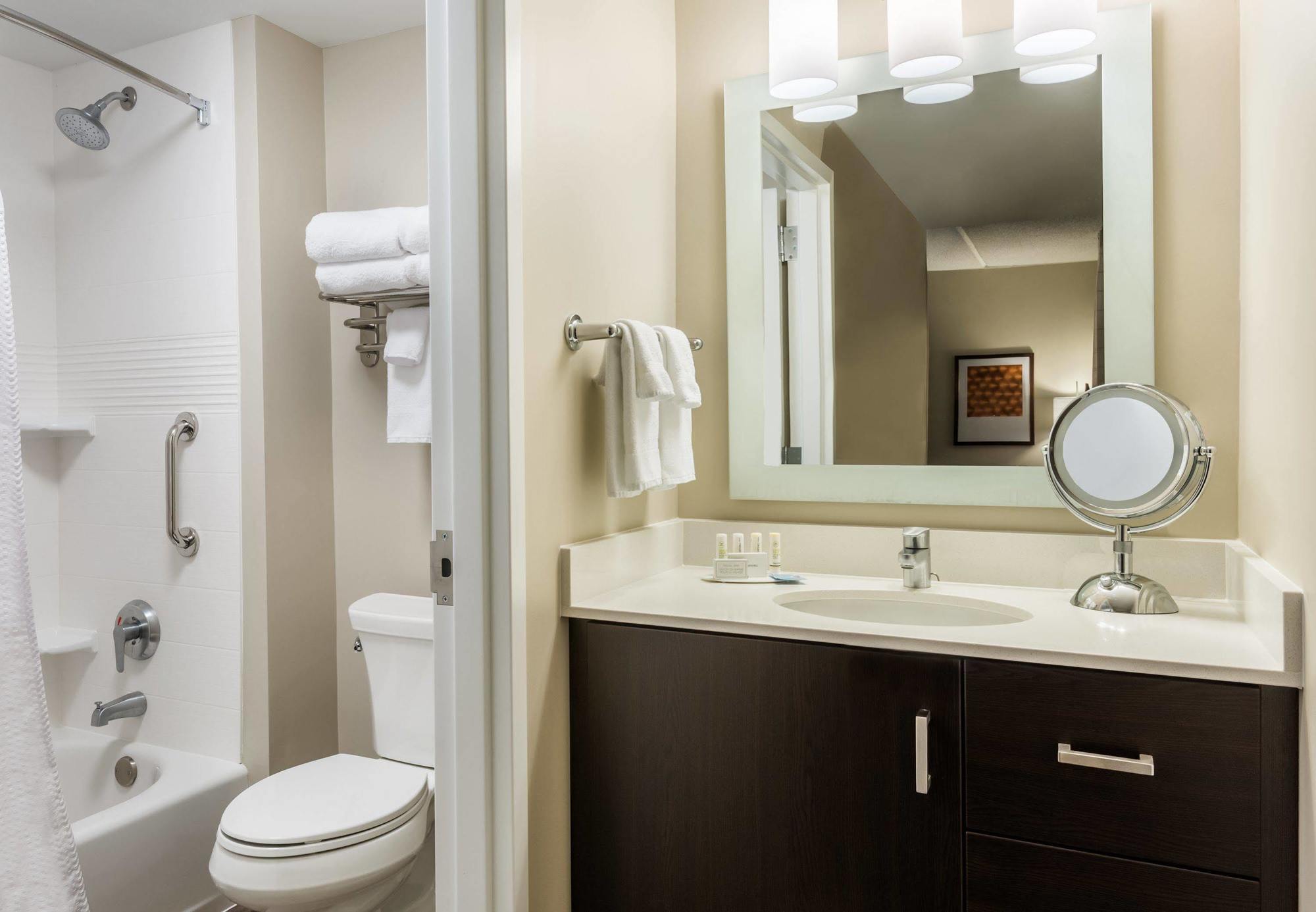 Towneplace Suites By Marriott Latham Albany Airport Kültér fotó